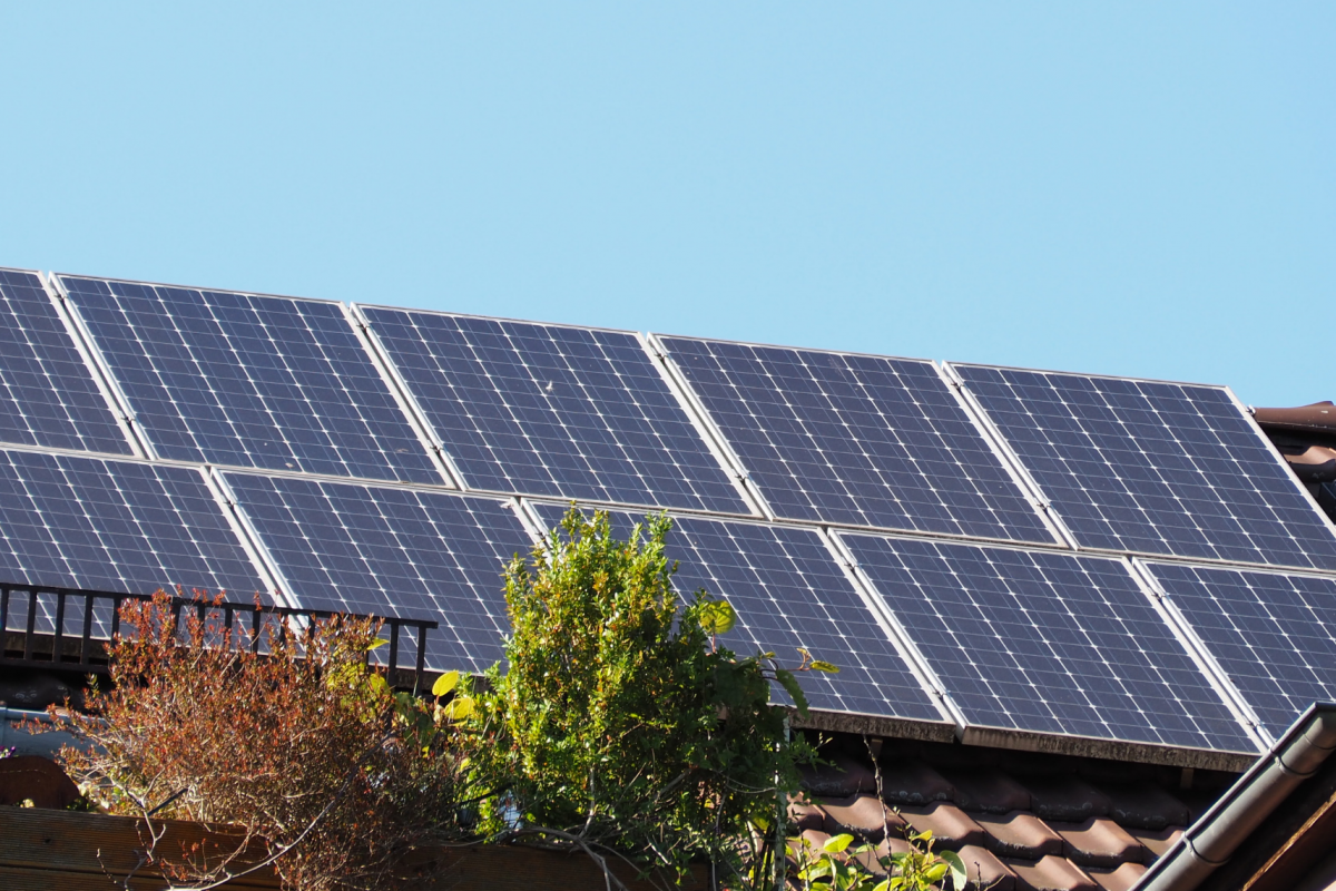 Solaranlagen auf einem Dach